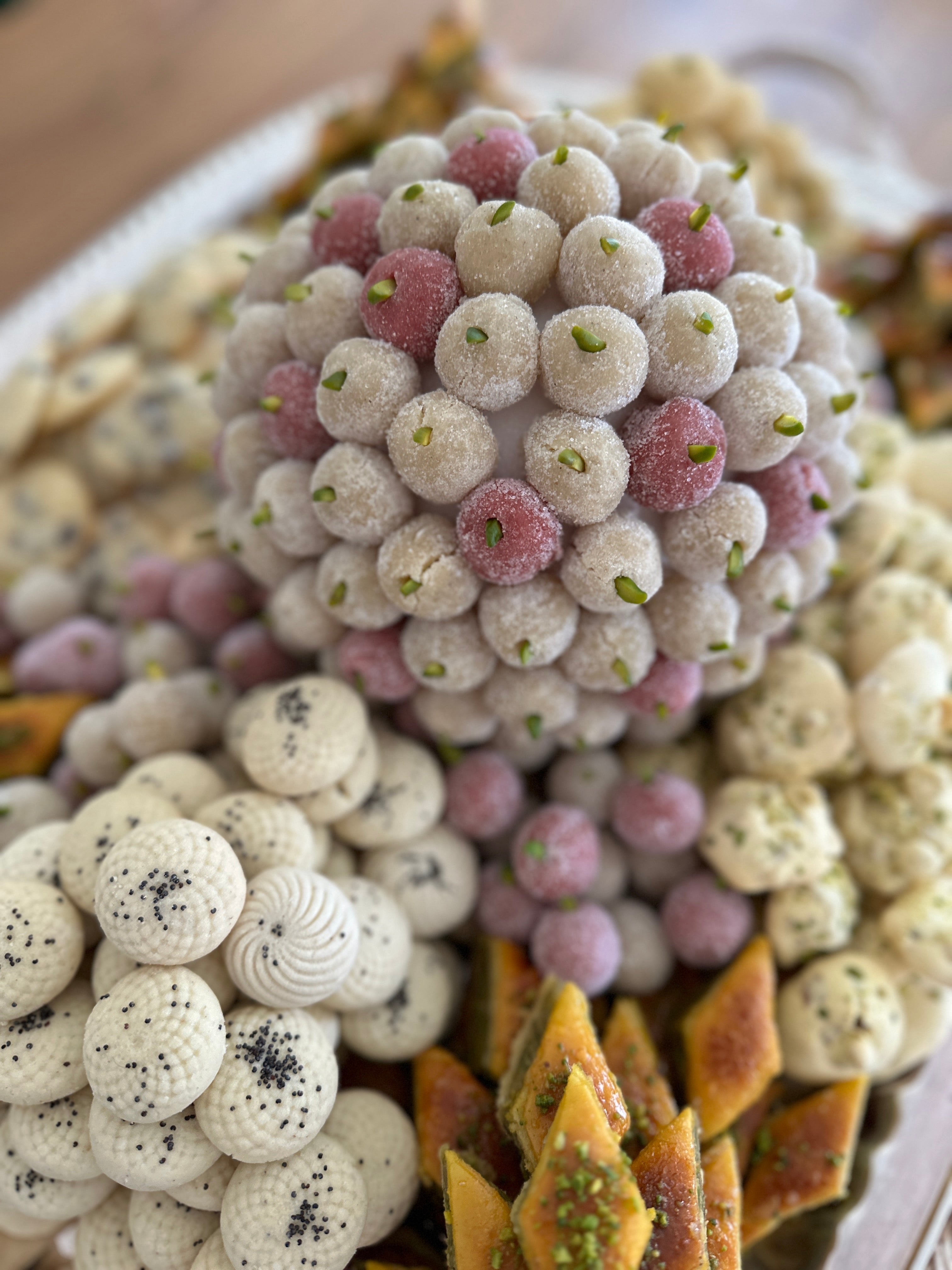 Marzipan Mulberry Pastry (Toot)